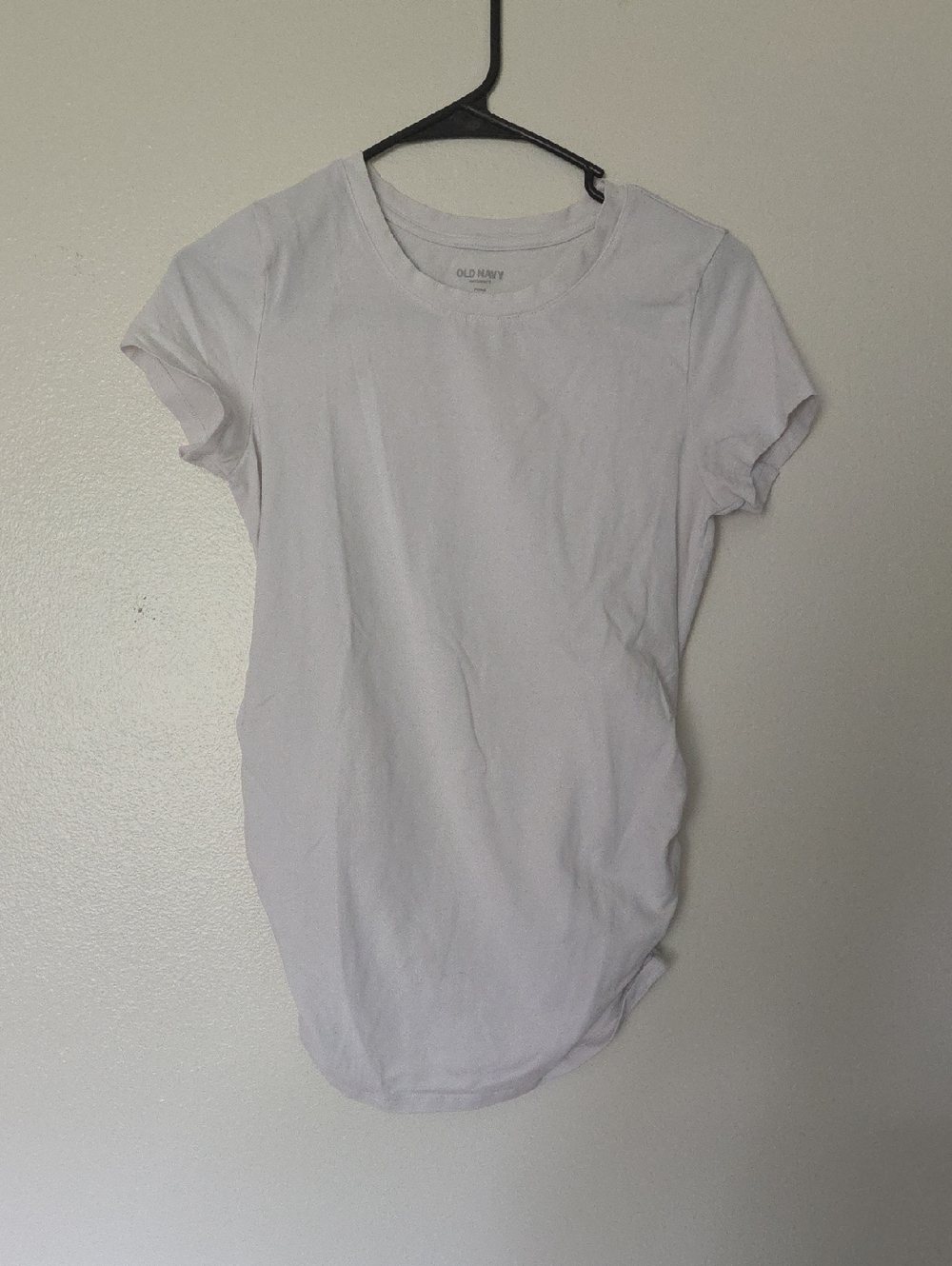 Old Navy Maturnity Women’s White Short Sleeve Crew Tee
